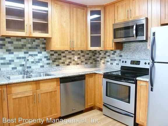4th image of 1055 N Capitol Ave APT 91