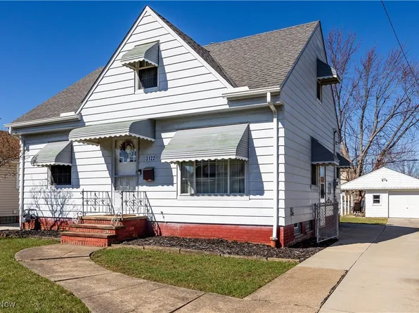 3122 Commonwealth Dr, Parma, OH 44134