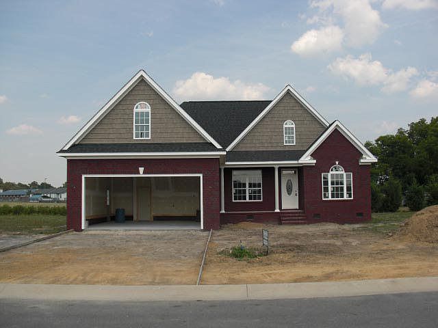1st image of 408 Kingston Cir