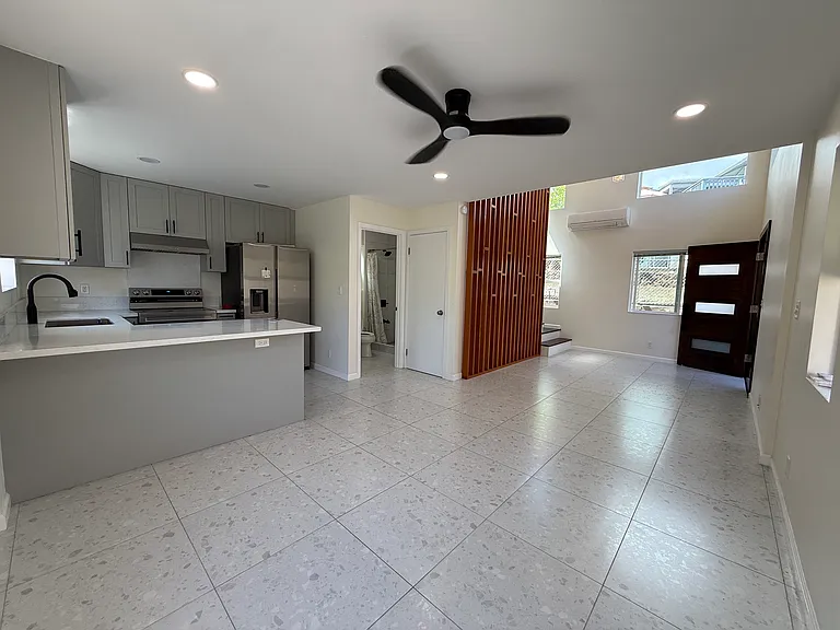 2226 Noah St #1 — Photo 2