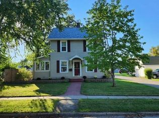 71 Rankin St, Fort Atkinson, WI 53538