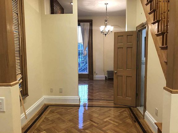 3rd image of 87 Saint James Pl APT 2
