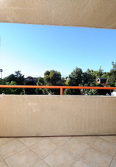 Carmel Heights Apts — Photo 15