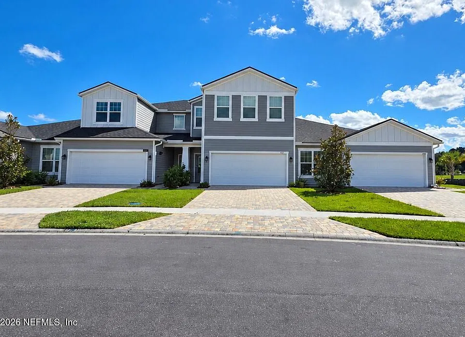 452 Cherry Elm Dr