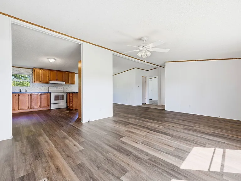 1385 Live Oak Rd — Photo 28