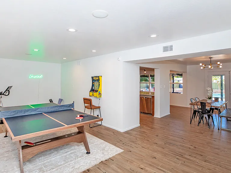 2940 S Arizona Ave — Photo 18