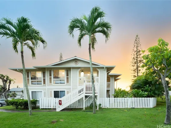 94-620 Lumiaina St #L204, Waipahu, HI 96797