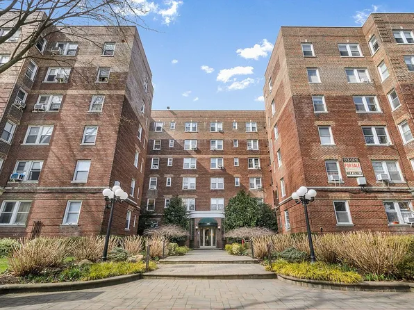 280 Ocean Pkwy APT 4S, Brooklyn, NY 11218