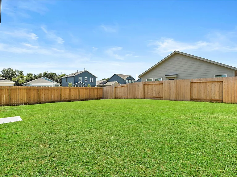 12403 Mountain Daisy Rd — Photo 36