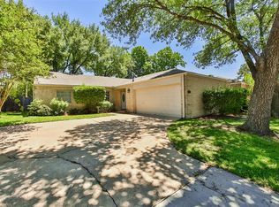 1627 Bradney Dr, Houston, TX 77077