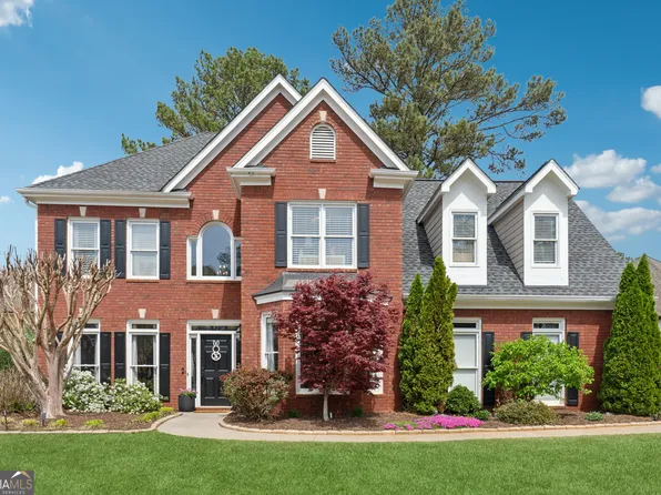 5050 Jonquilla Dr, Alpharetta, GA 30004