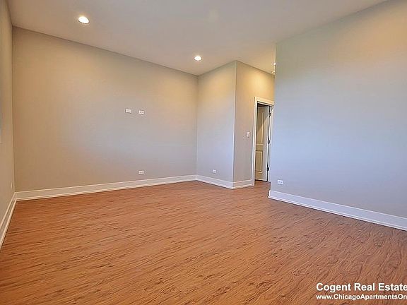 5th image of 213 S Hamilton Ave #4N