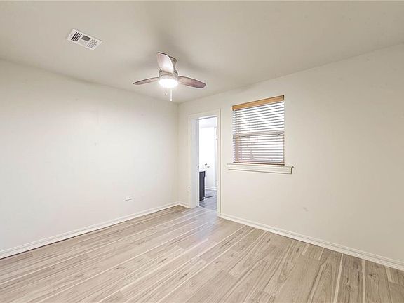 4th image of 501 Highland Dr