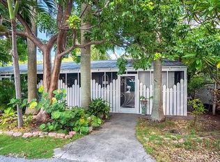 562 Lazy Ln, Key Largo, FL 33037