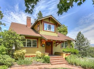 147 Strawberry Ln, Ashland, OR