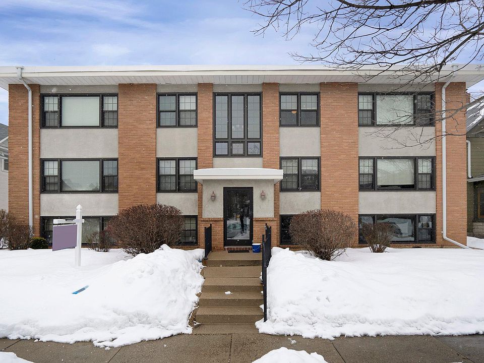 1st image of 3215 Pillsbury Ave #2