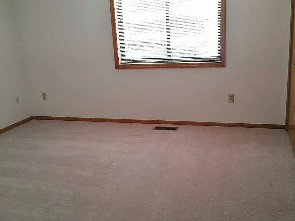 1st image of 9900 54th Pl N APT 1