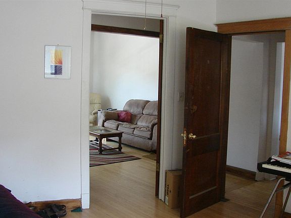 front bedroom facing living room