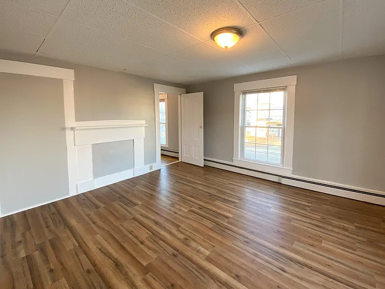 181 Main St #2 — Photo 8