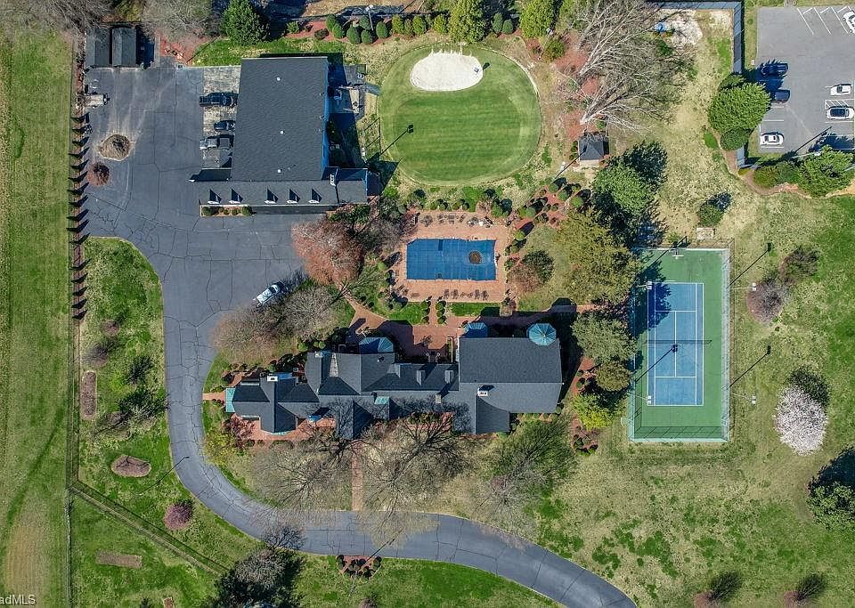 6 Curtis Ct, Thomasville, NC 27360 MLS 1096388 Zillow