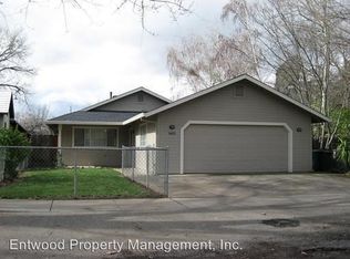 1453 Hobart St, Chico, CA 95926