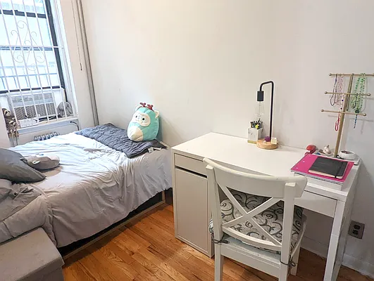 Rented by City Connections Realty | media 1