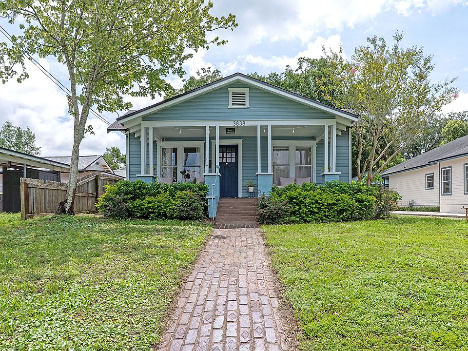 1st image of 3838 Walsh St