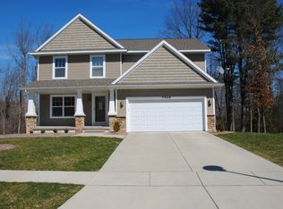 7626 Winding Creek Ct, Midland, MI 48642