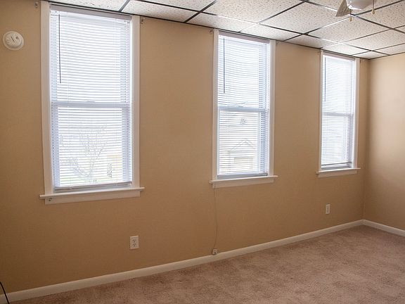 3rd image of 106 E Main St #1