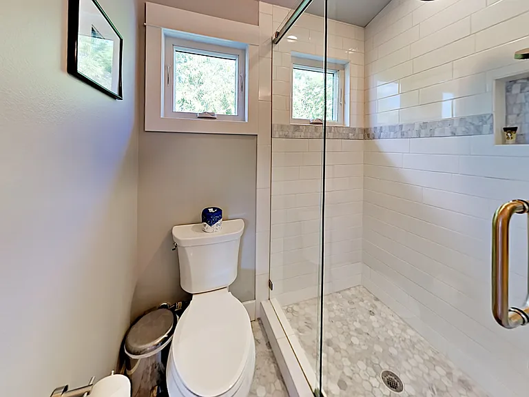 2206 Iva Ln #B — Photo 13