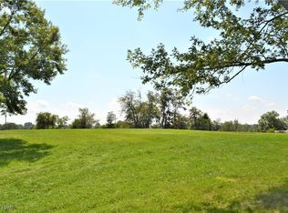 200 Culler Rd, Weirton, WV 26062