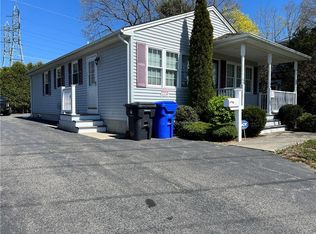 576 School St, Pawtucket, RI 02860