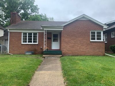 321 E Washington St, Ottawa, IL, 61350