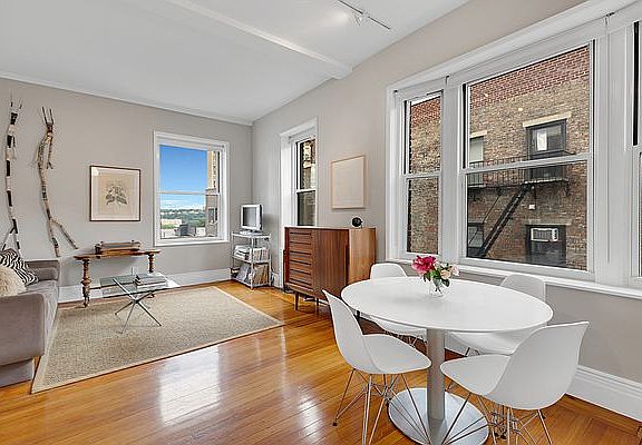 4th image of 615 W 113th St APT 53