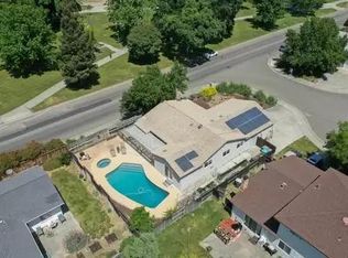 795 Cahill Ct, Dixon, CA 95620
