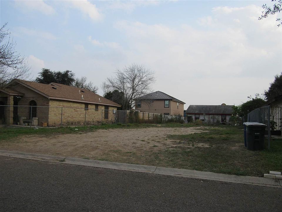 1st image of 319 Alicante Dr