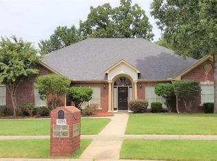 4715 Glen Valley Dr, Little Rock, AR 72223