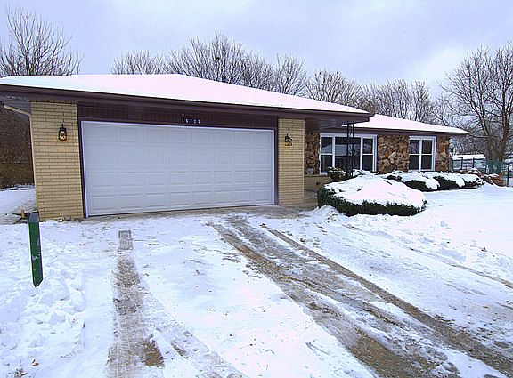 2nd image of 16723 Kimbark Ct