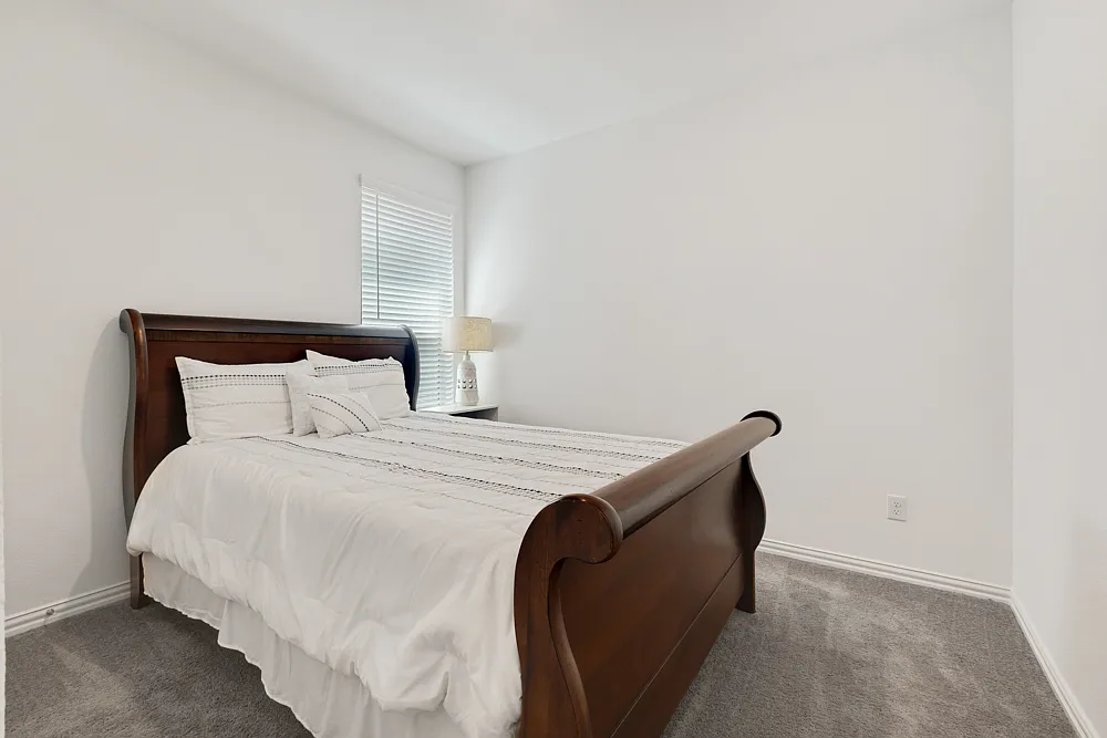 3 bed, 1583 sqft, $2,350 — Photo 4
