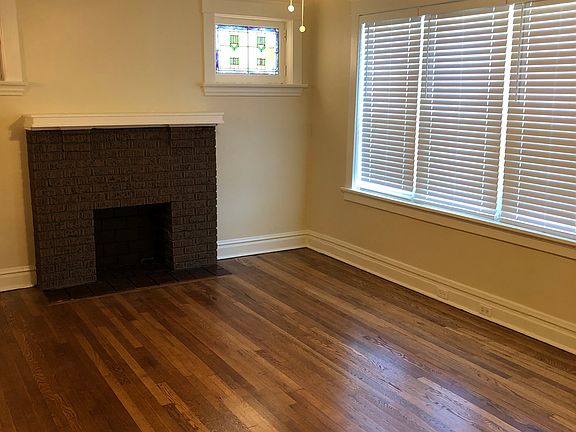 3rd image of 5337 Devonshire Ave Floor 1