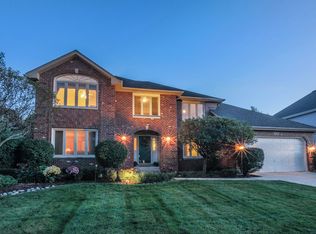 1124 Conan Doyle Rd, Naperville, IL 60564