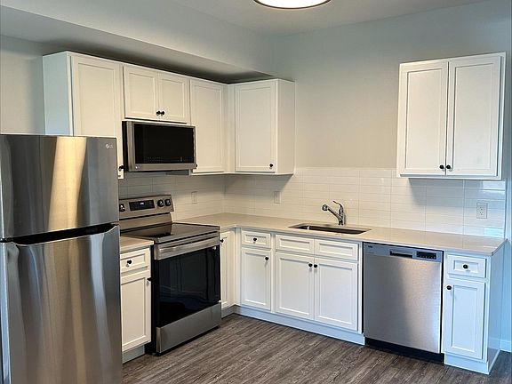 2nd image of 135 Waterman Ave #10