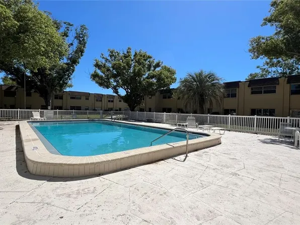 4455 38th Ter N, Saint Petersburg, FL