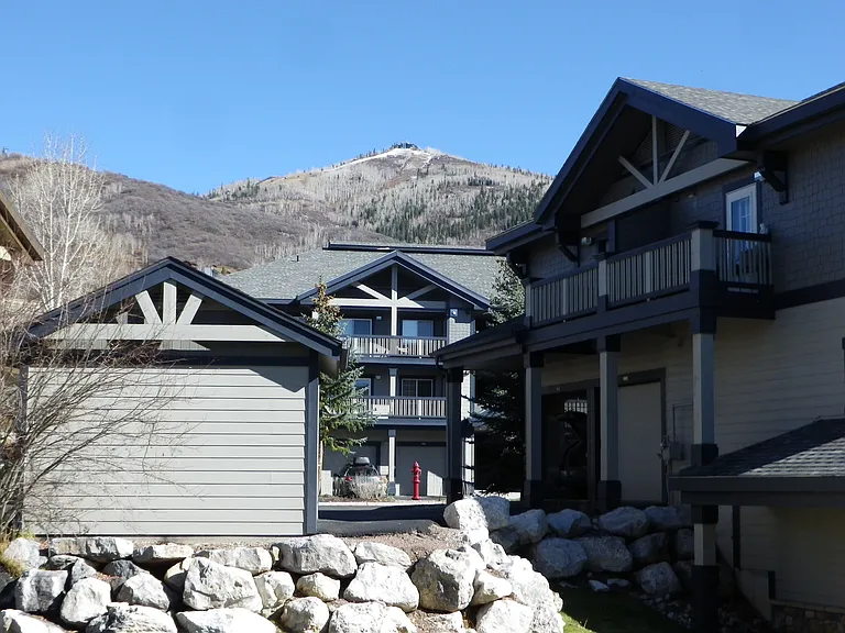 3350 Columbine Dr #502 — Photo 26