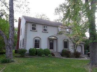 1959 Birchwood Park Dr N, Cherry Hill, NJ