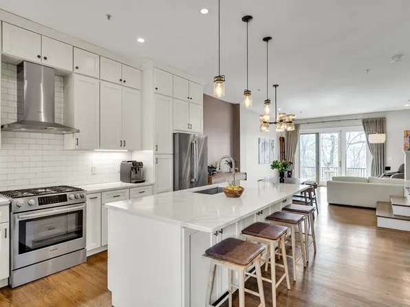 29 Weston Ave #29, Somerville, MA 02144