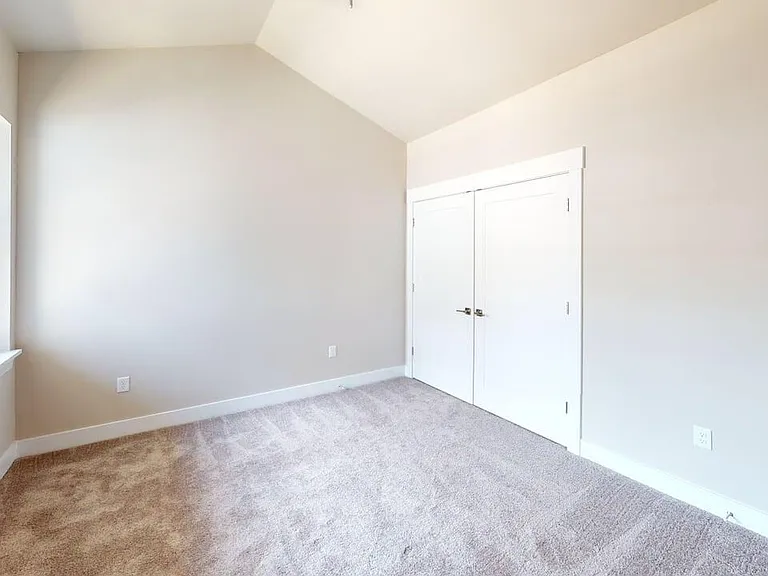 Riverwalk Townhomes — Photo 10