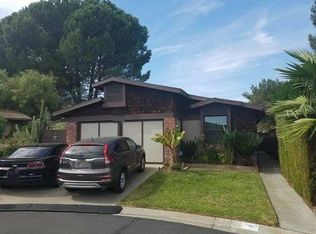 27711 Jade Ct, Castaic, CA 91384