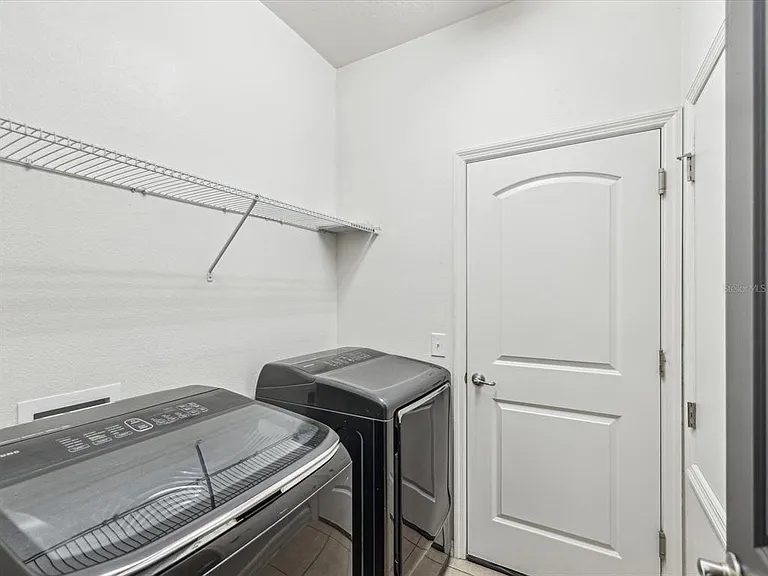 11525 Southern Creek Dr — Photo 25