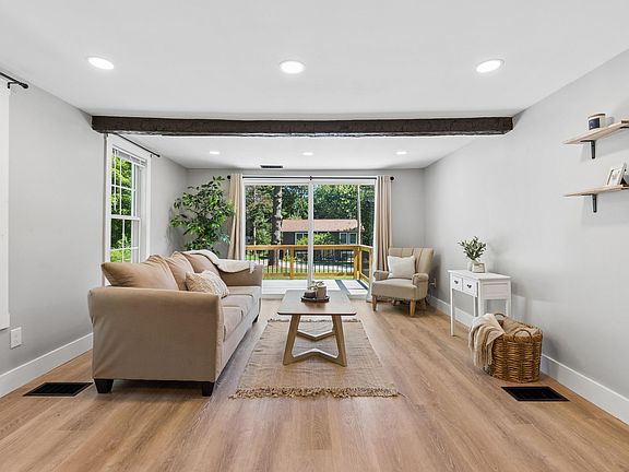 2nd image of 19 Victor Street